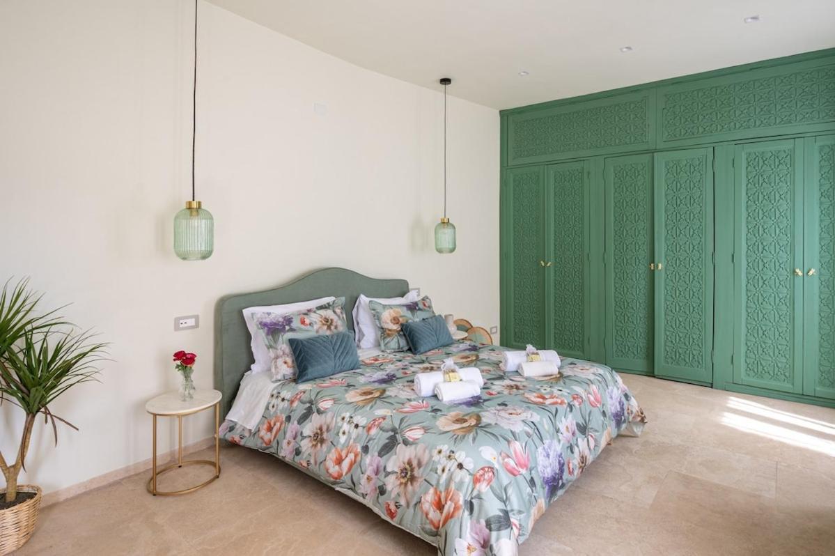 Trastevere Rooftop Terrace Courtyard Loft *